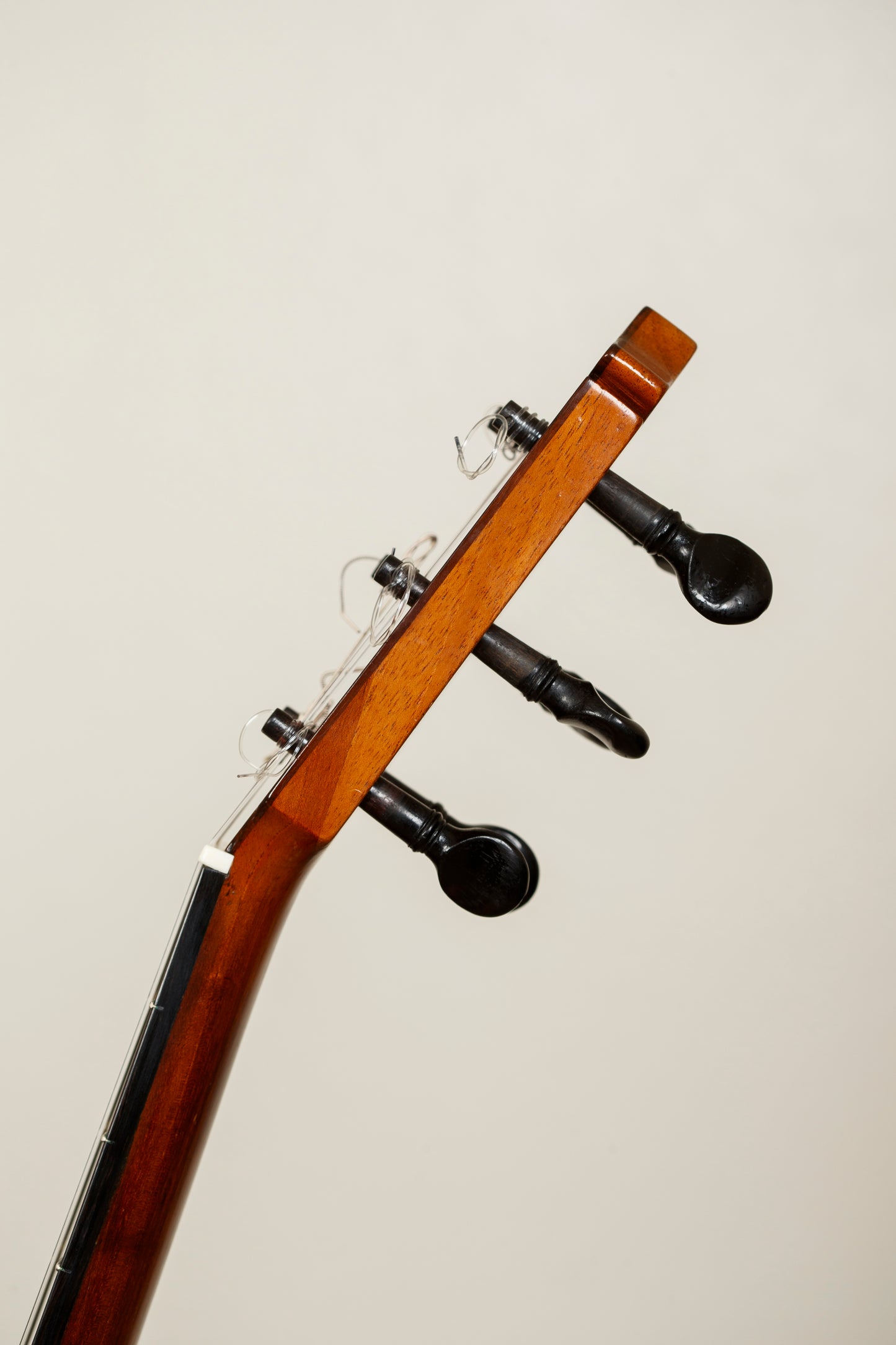 Santos Hernández 1934 – Spruce / Cypress “Flamenco” Model