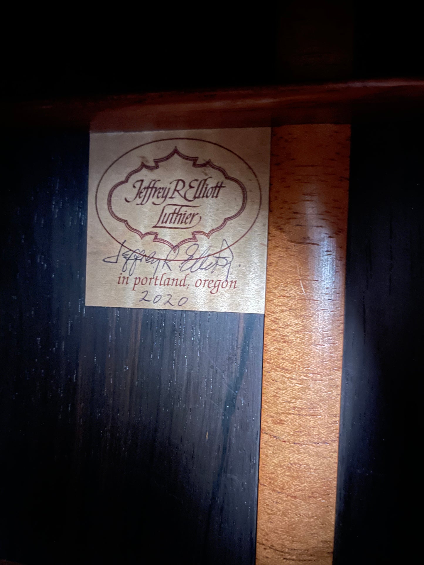 Jeffrey Elliott – 2020 Cedar / Brazilian Rosewood Classical Guitar