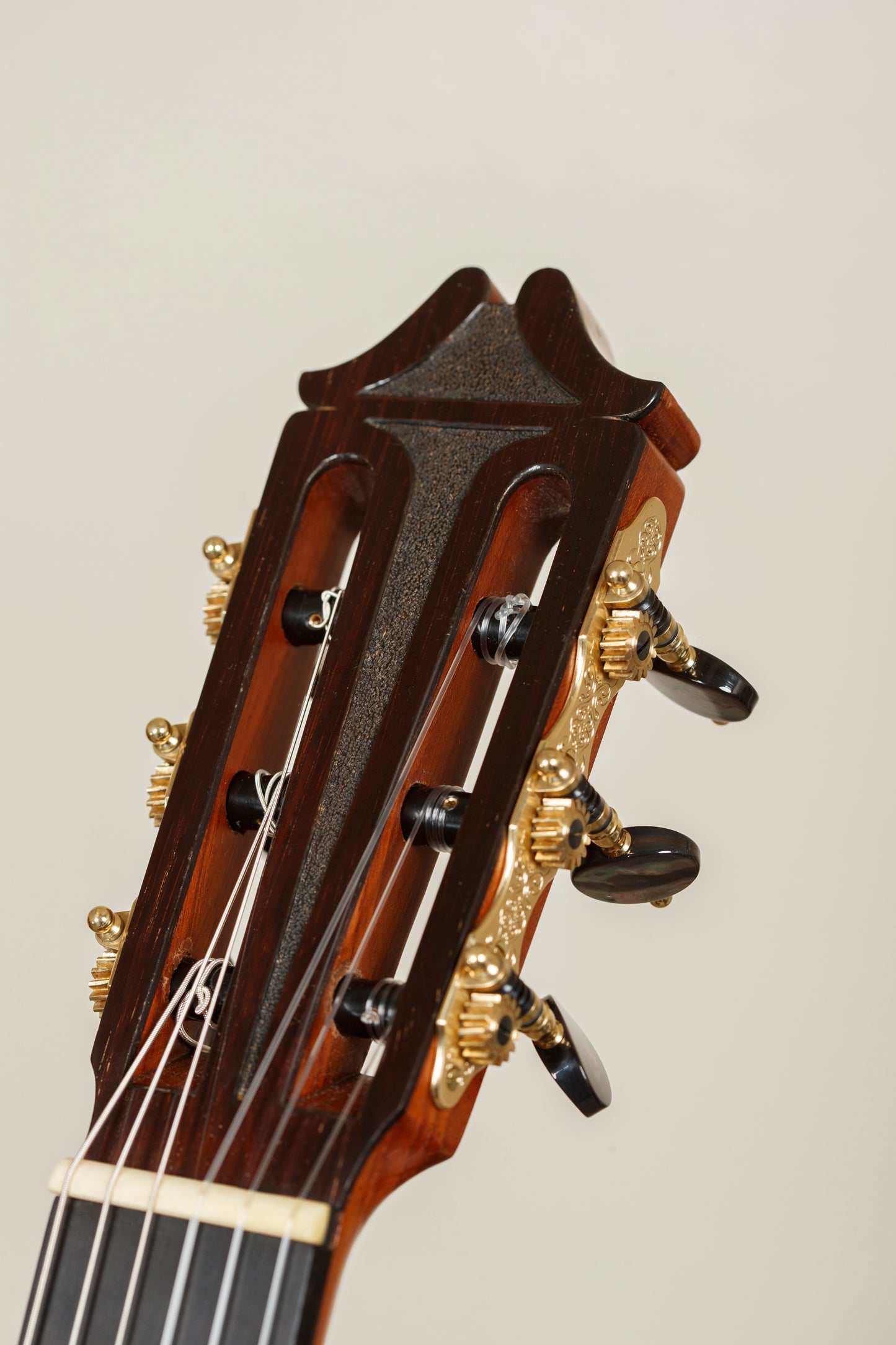 Hernández y Aguado – 1964 | Spruce/Brazilian Rosewood | Legendary Spanish Maker