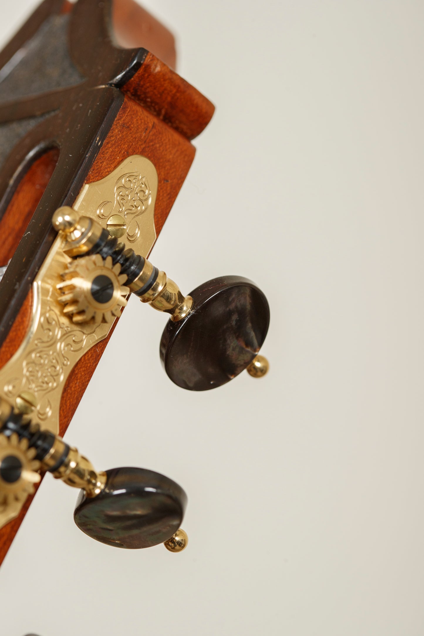 Hernández y Aguado – 1964 | Spruce/Brazilian Rosewood | Legendary Spanish Maker