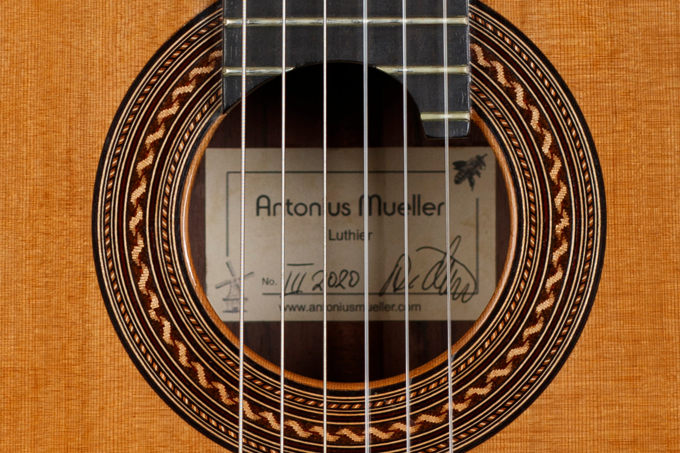 Antonius Mueller – 2020 Cedar / Brazilian Rosewood Double-Top Classical Guitar