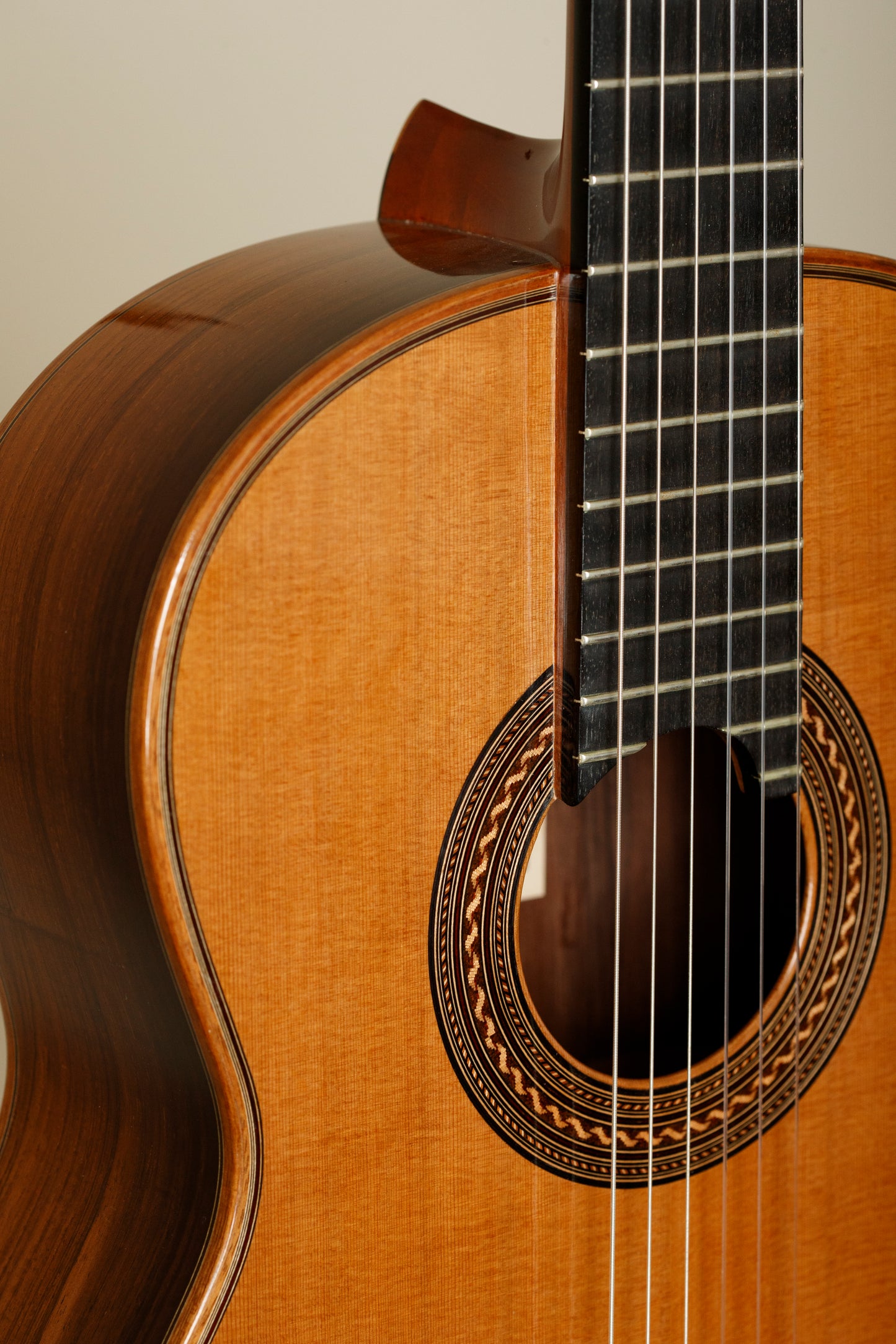 Antonius Mueller – 2020 Cedar / Brazilian Rosewood Double-Top Classical Guitar
