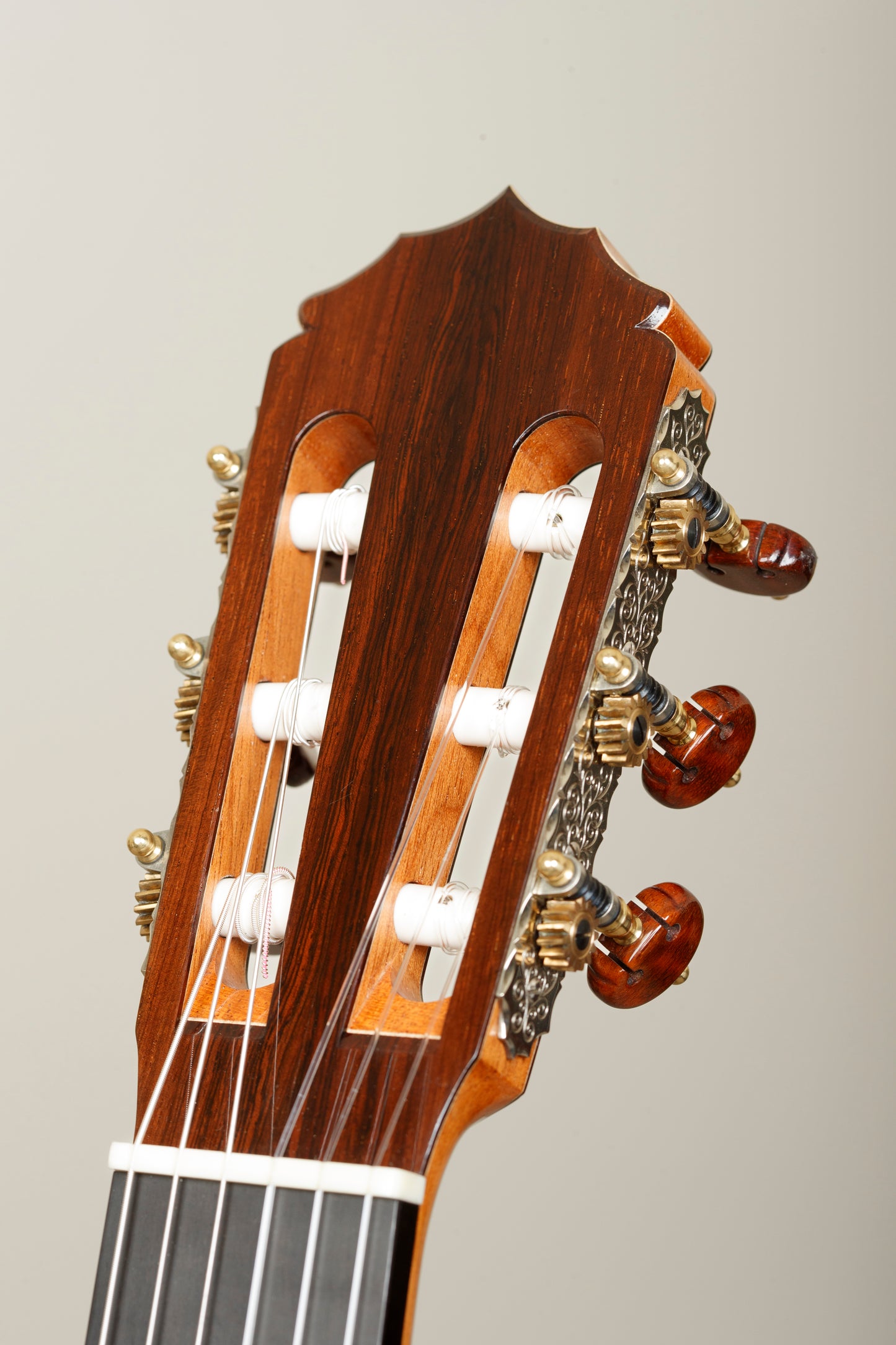 Jeffrey Elliott – 2020 Cedar / Brazilian Rosewood Classical Guitar