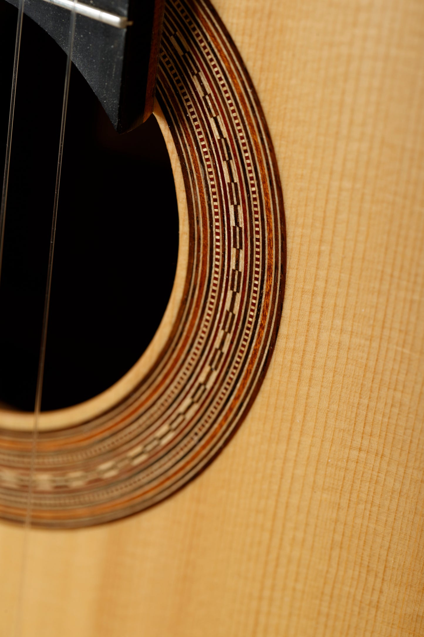 Michael Cadiz – 2018 Spruce Top, Pau Ferro Back & Sides, Traditional Bracing