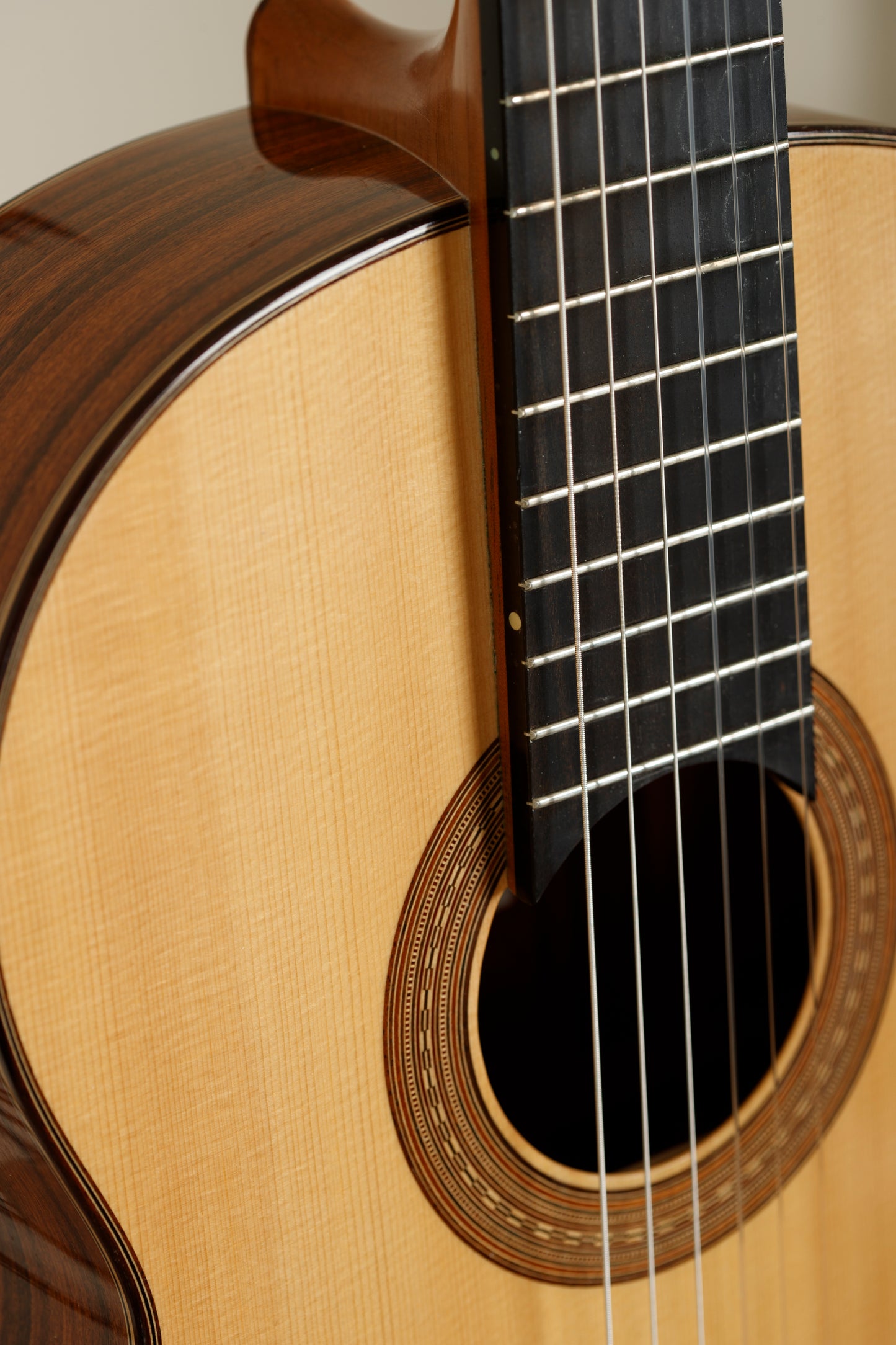 Michael Cadiz – 2018 Spruce Top, Pau Ferro Back & Sides, Traditional Bracing