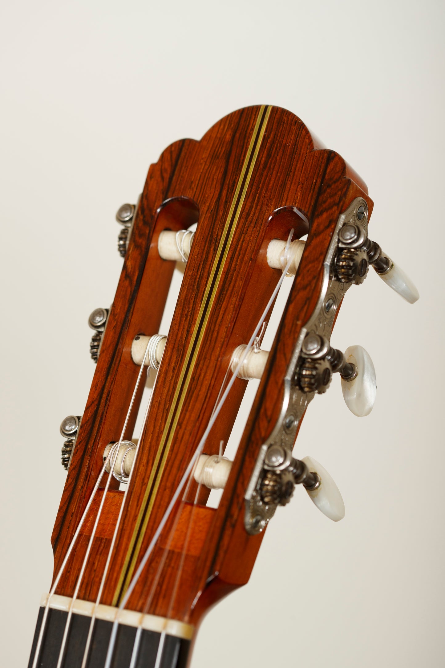 Hermann Hauser II 1969 “Llobet” Model – Spruce / Brazilian Rosewood (642mm)