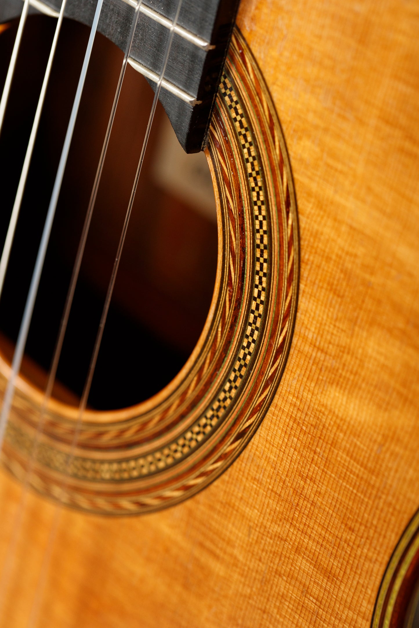Hermann Hauser II 1969 “Llobet” Model – Spruce / Brazilian Rosewood (642mm)