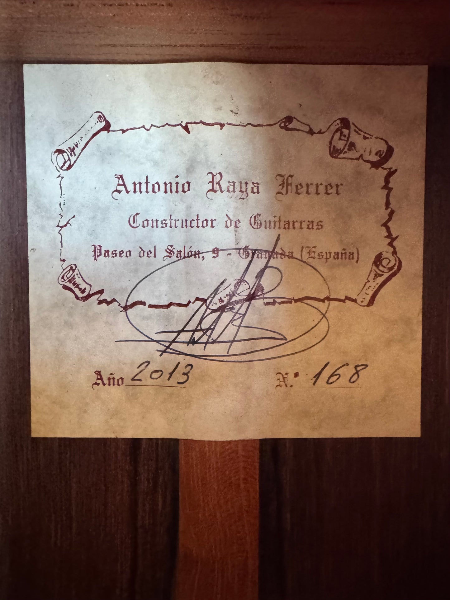 Antonio Raya Ferrer 2013 Spruce/Madagascar Rosewood | Granada-made traditional