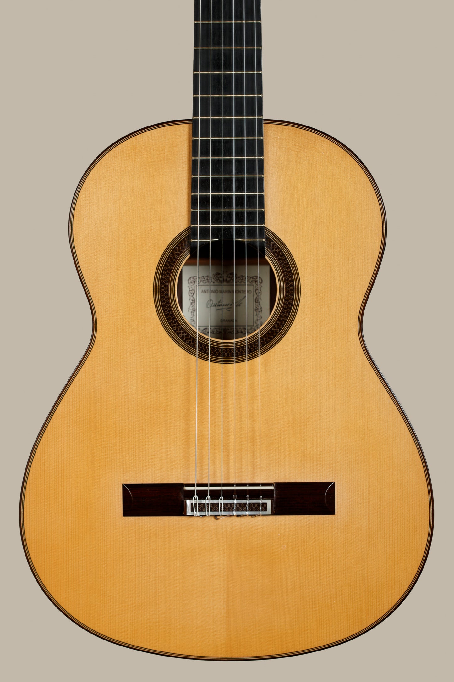Antonio Marín Montero 2005 – Spruce / Brazilian Rosewood