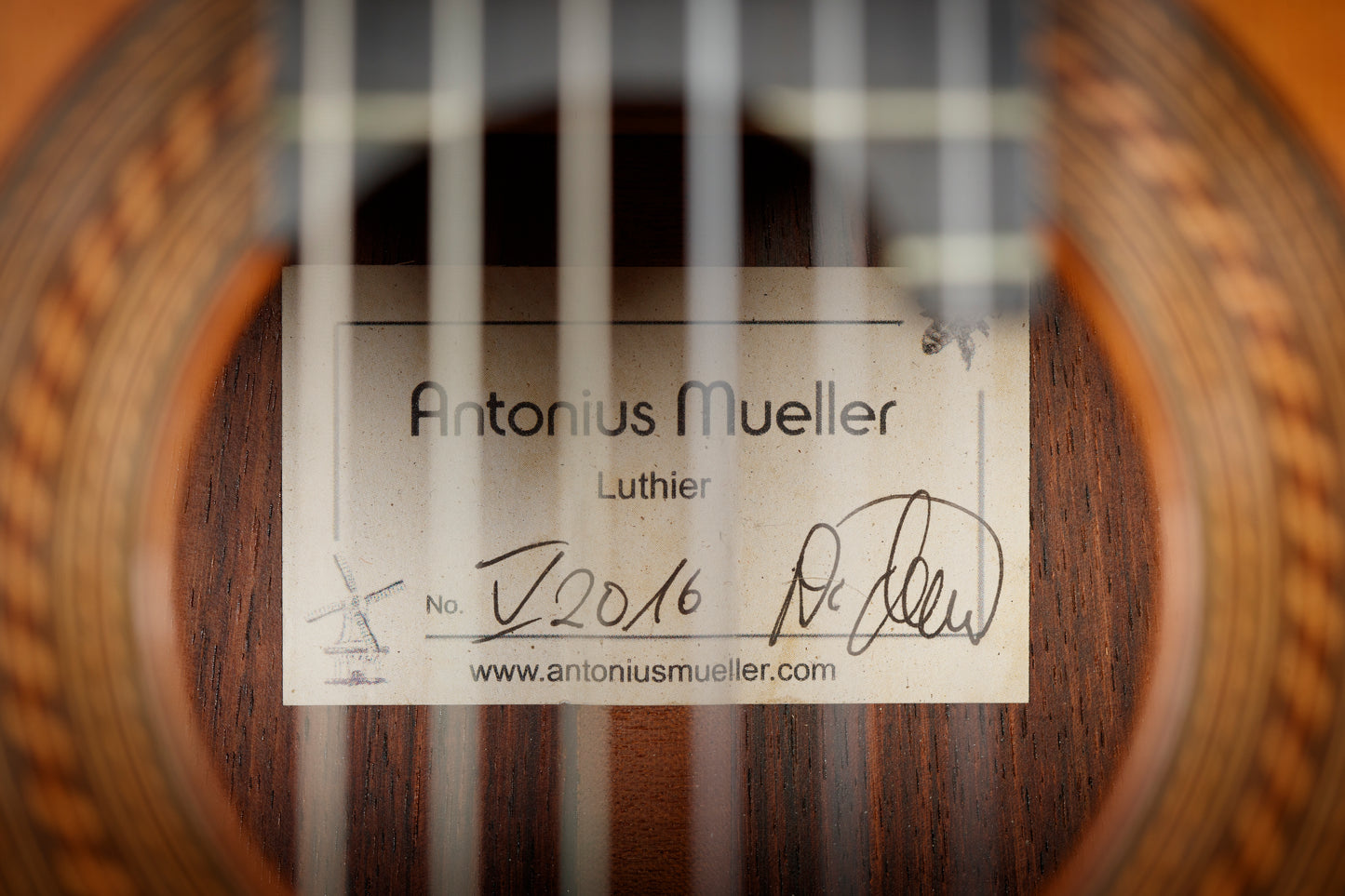 Antonius Müller 2016 (ex. Adam Holzman) – Cedar Double Top, Indian Rosewood