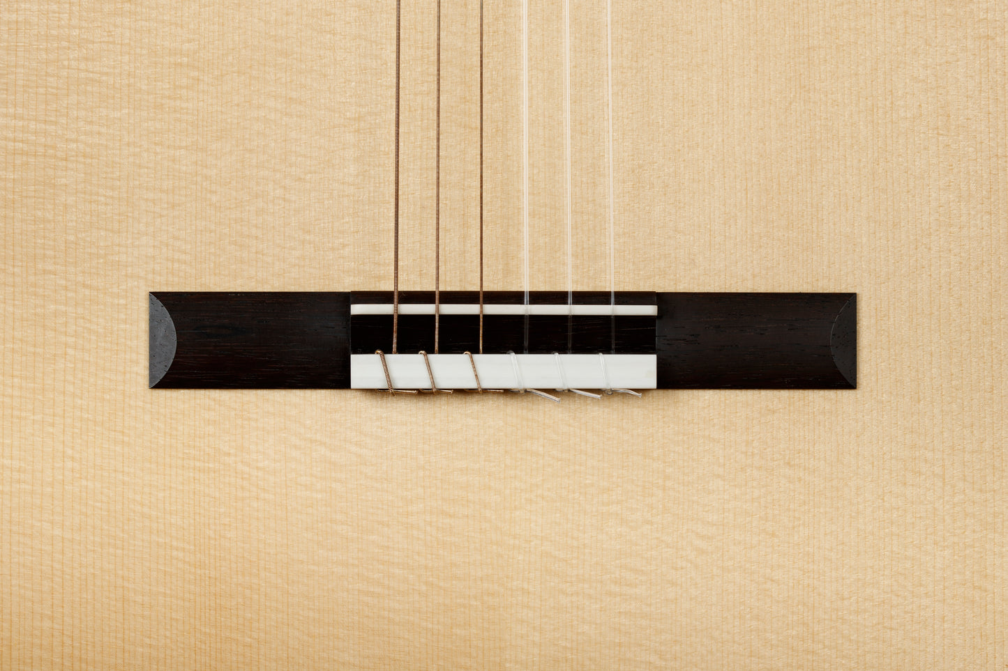 Richard Reynoso – 2023 Spruce / Brazilian Rosewood | 7-Fan Traditional Bracing