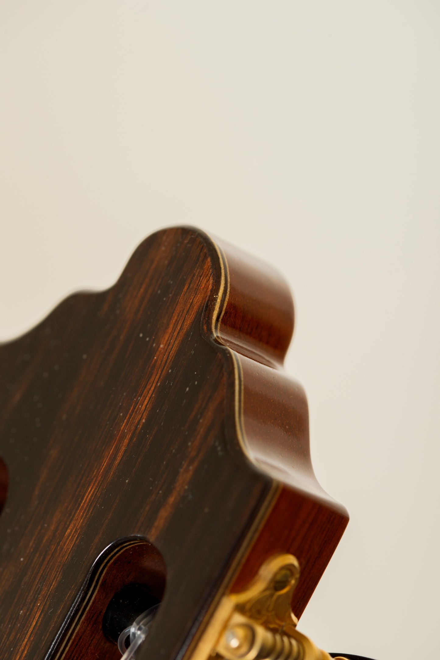 Domenic Roscioli 2025 – Cedar / Amara Ebony Lattice