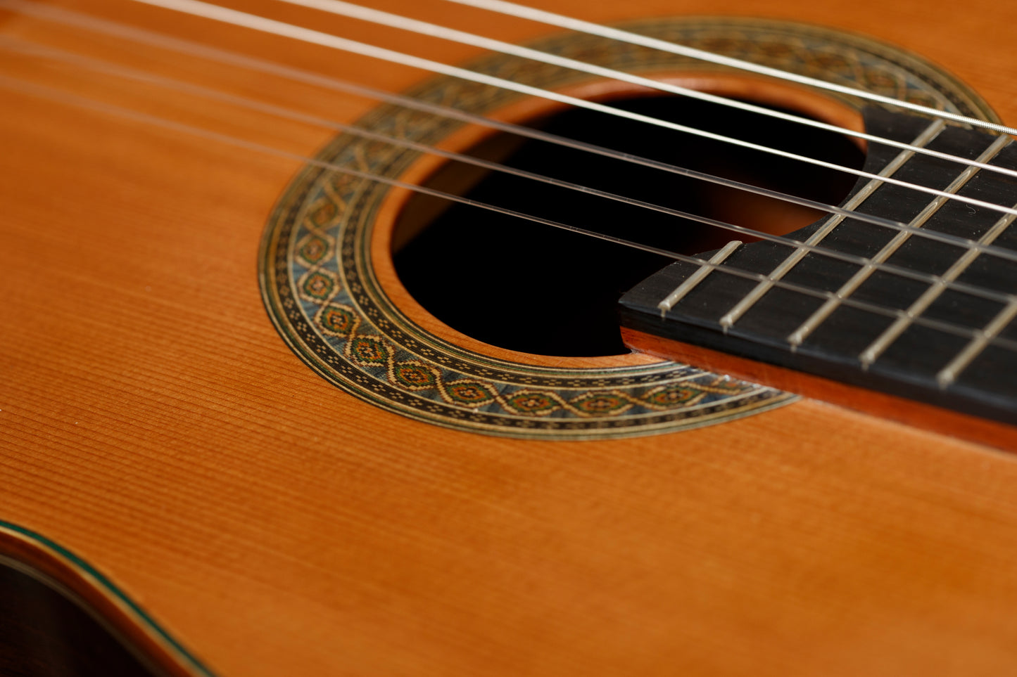 Domenic Roscioli 2025 – Cedar / Amara Ebony Lattice