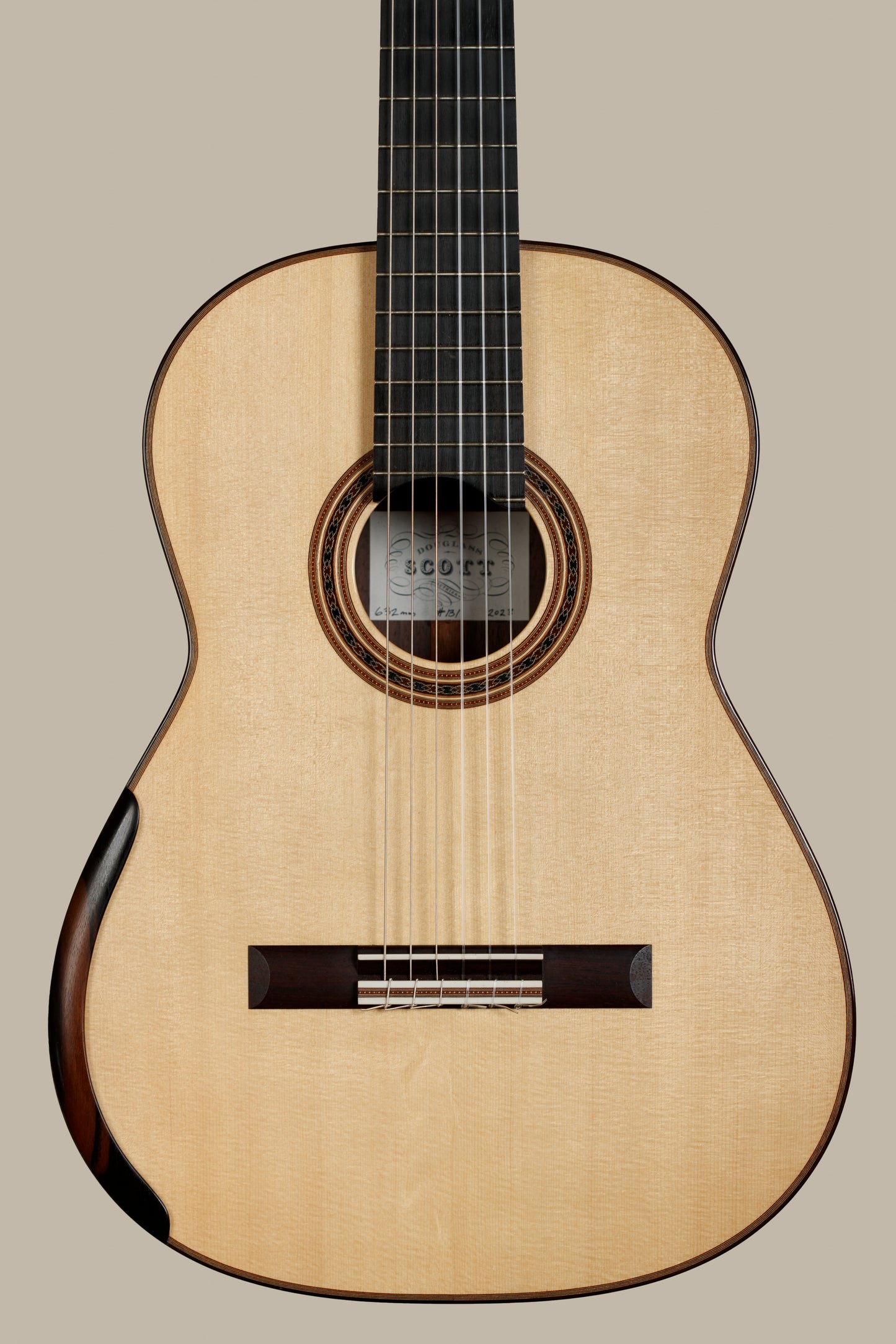 Douglass Scott 2023 – 632mm Short Scale | Spruce / Indian Rosewood