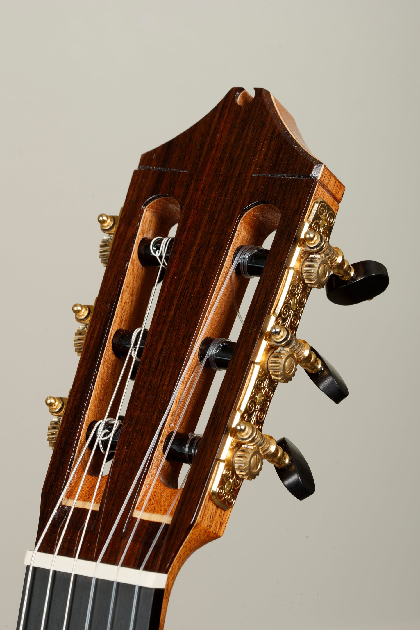 Jeff Sigurdson 2025 Cedar Doubletop (No. 624) 640mm scale – Indian Rosewood back & sides – Balsa core – Armrest & soundport