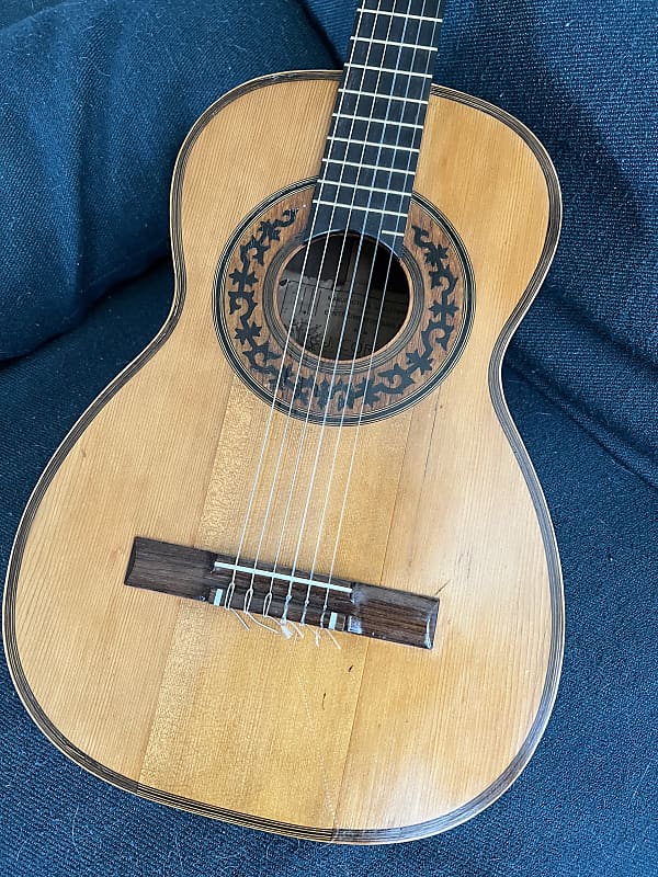 1892 J. Cortes Classical guitar made in Valencia, Spain. Spruce/Walnut